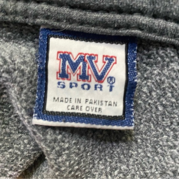 Vanderbilt Commodores Sweatshirt Blanket Throw MV Sport 72” x 58” Gray Charcoal - Picture 6 of 8